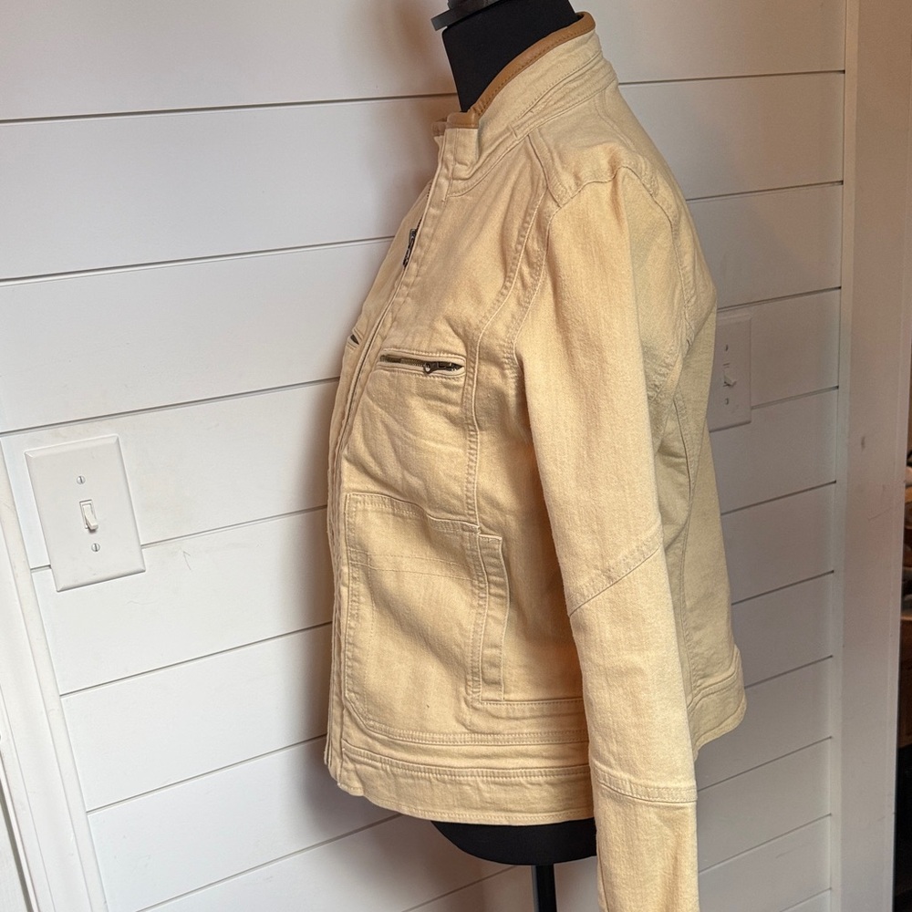 Ralph Lauren butter Yellow Barn Jacket - Picture 5 of 10